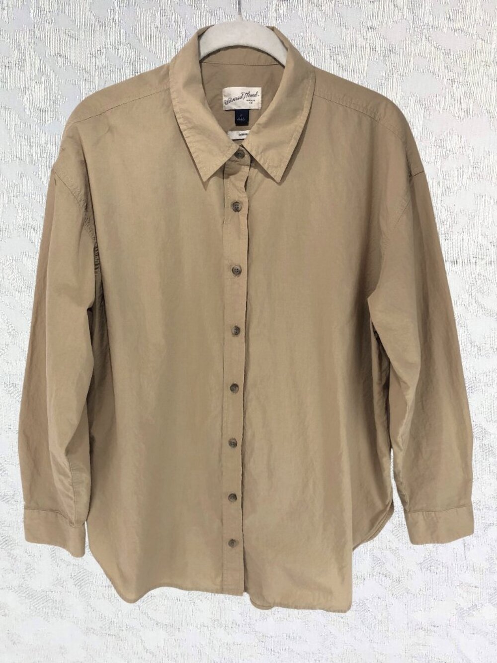 Universal Thread Oversized Fit Button Down Shirt Tan Cotton Long Sleeve Men Sz M